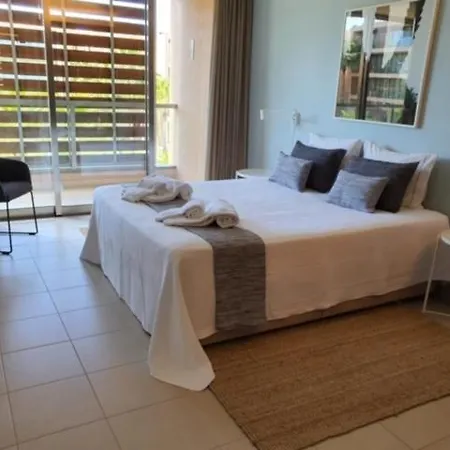 Ambassador Salgados Appartement *